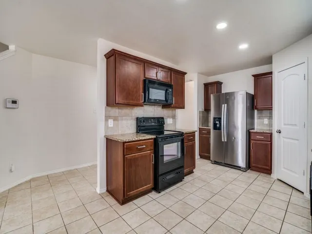 $2,000 | 2476 French Street, Fate, TX 75189