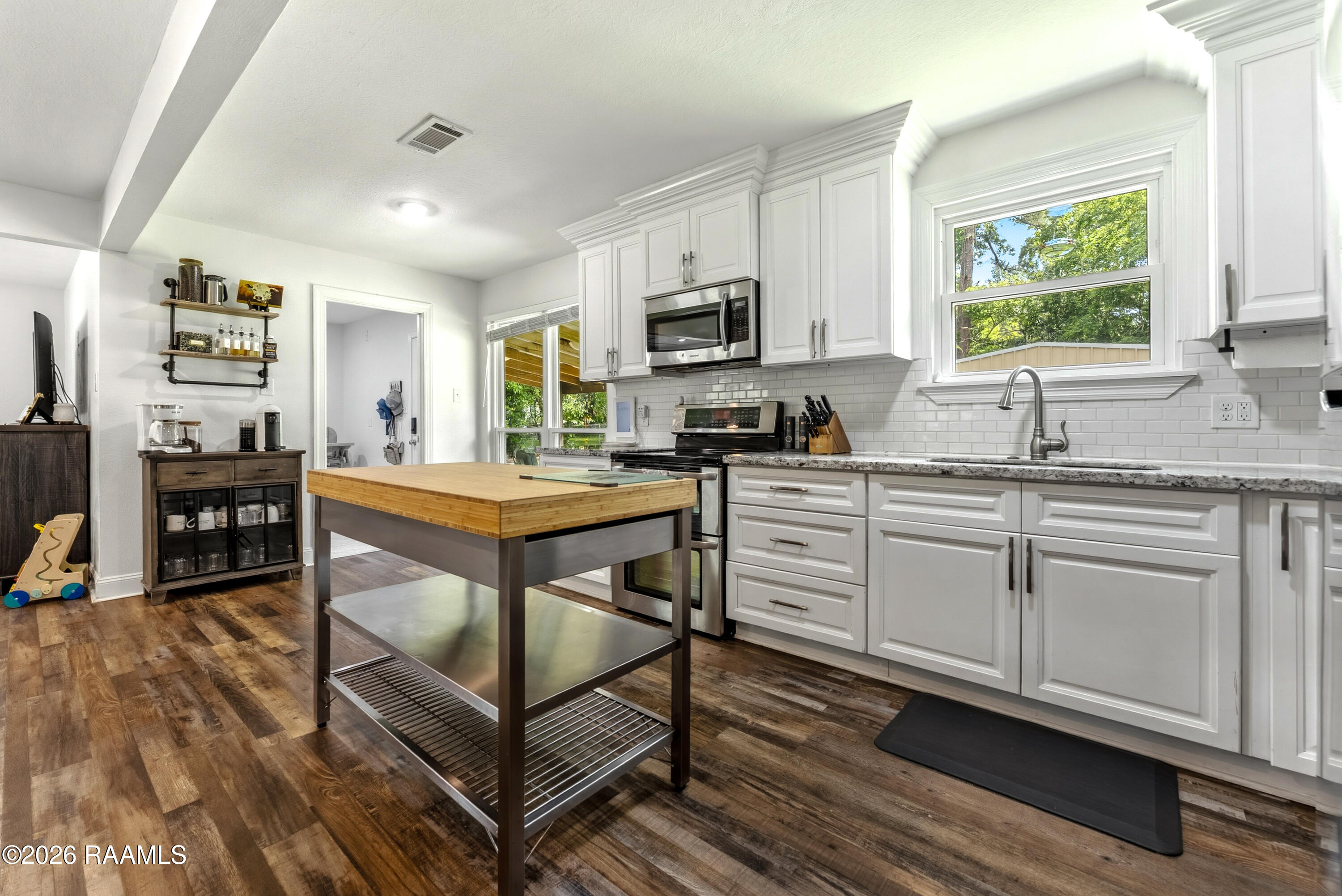 9062 Baker Drive Baton Rouge, LA 70809 - Photo 14 of 41 Gallery Image 14
