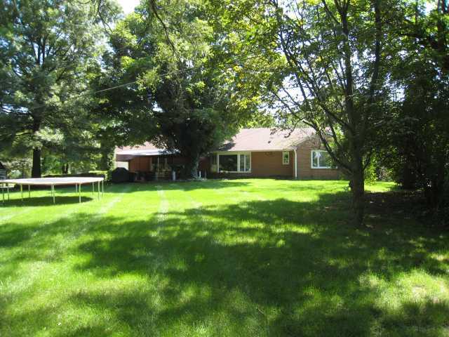 1325 Haddon Road Columbus, OH 43209 - Photo 3 of 18 Gallery Image 3