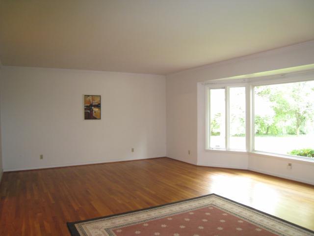 1325 Haddon Road Columbus, OH 43209 - Photo 9 of 18 Gallery Image 9
