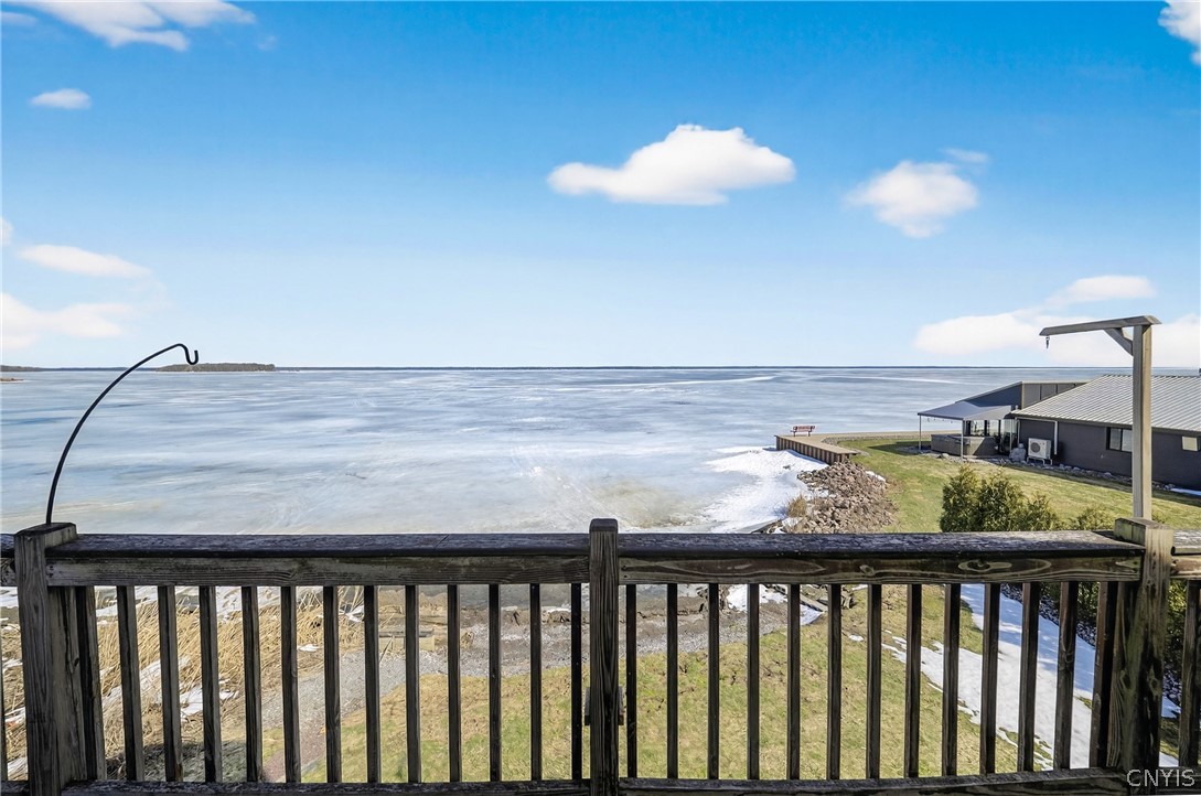 7113 Lakeshore Road Cicero, NY 13039 - Photo 25 of 45