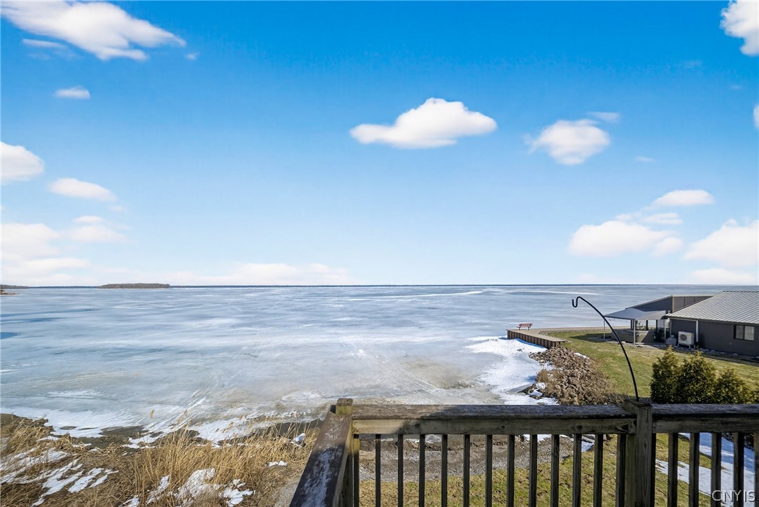 7113 Lakeshore Road Cicero, NY 13039 - Photo 27 of 45