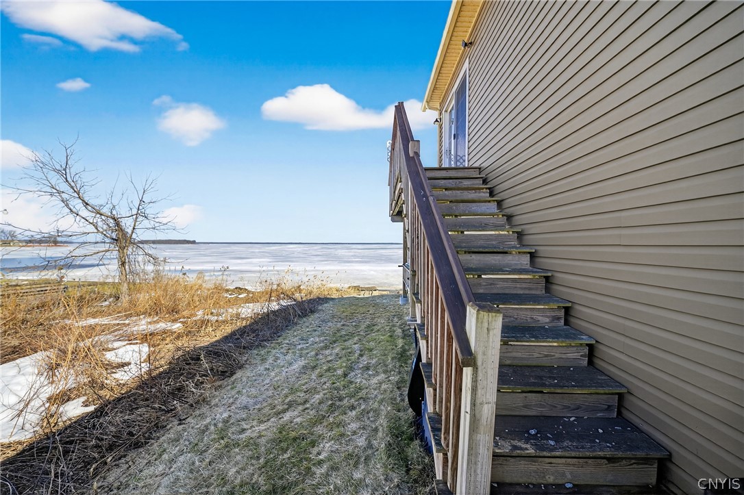 7113 Lakeshore Road Cicero, NY 13039 - Photo 35 of 45