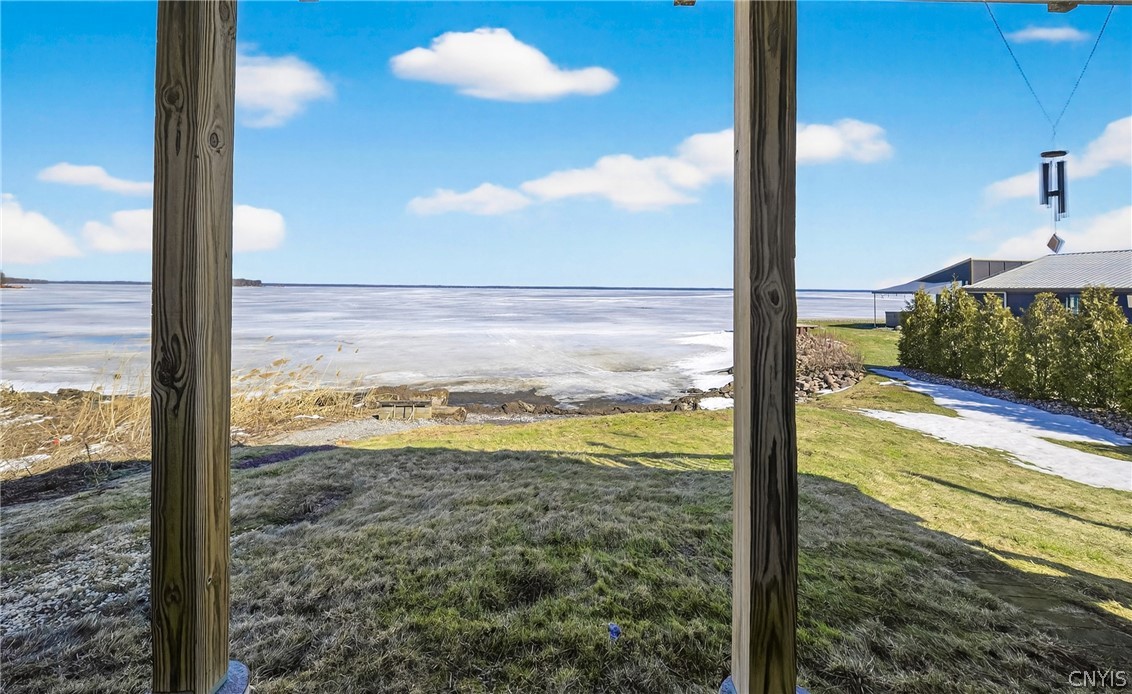 7113 Lakeshore Road Cicero, NY 13039 - Photo 38 of 45