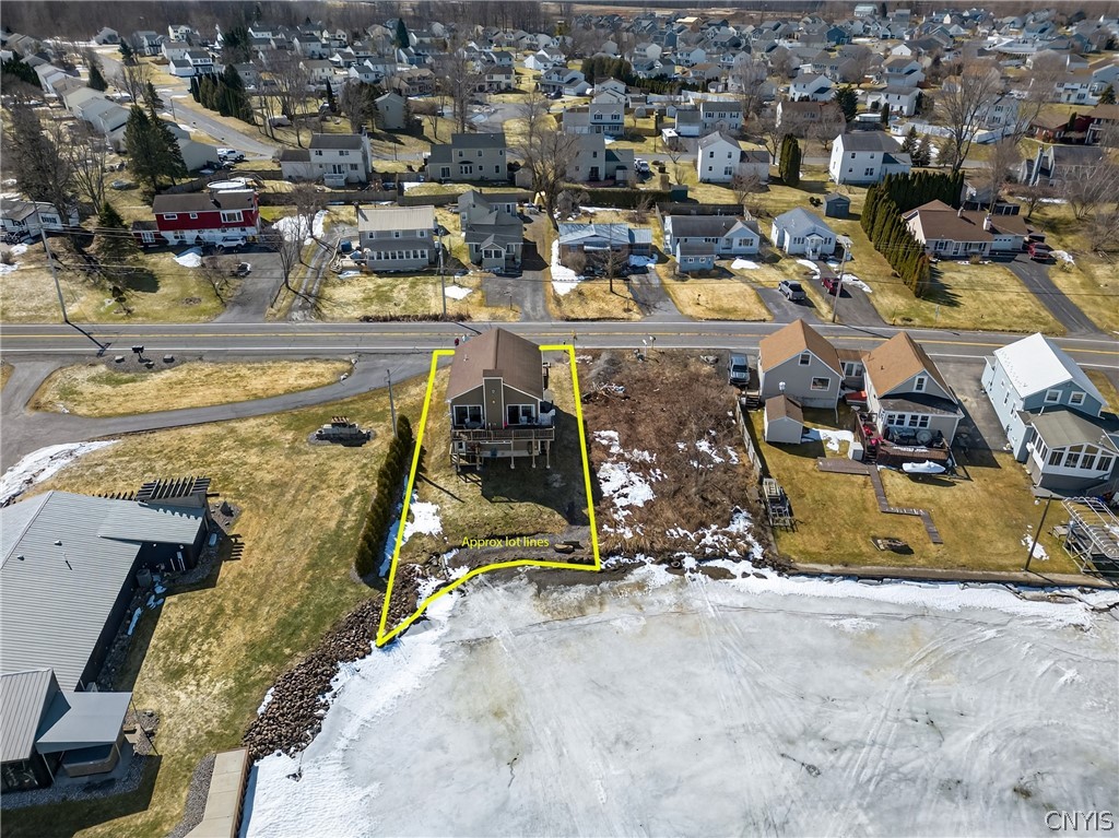 7113 Lakeshore Road Cicero, NY 13039 - Photo 5 of 45