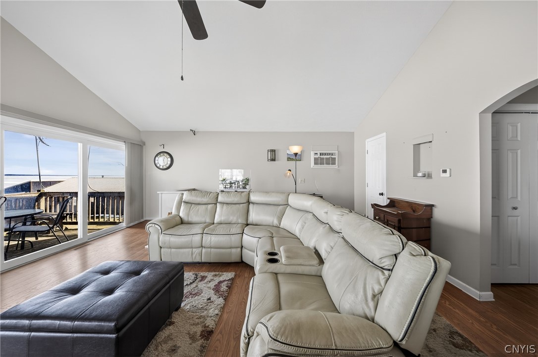 7113 Lakeshore Road Cicero, NY 13039 - Photo 7 of 45