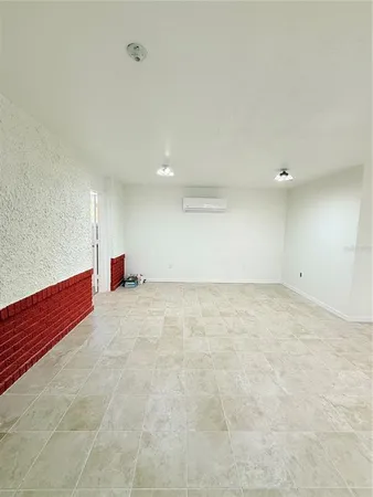 $3,500 | 14311 Main Street, Alachua, FL 32615