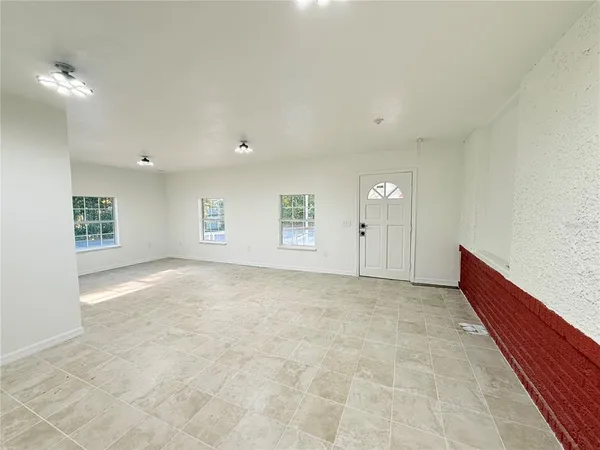 $3,500 | 14311 Main Street, Alachua, FL 32615