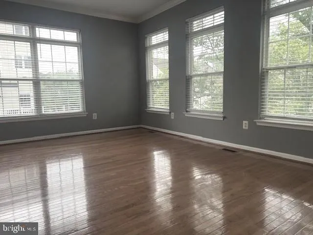 $699,000 | 5451 Patuxent Way, Alexandria, VA 22312