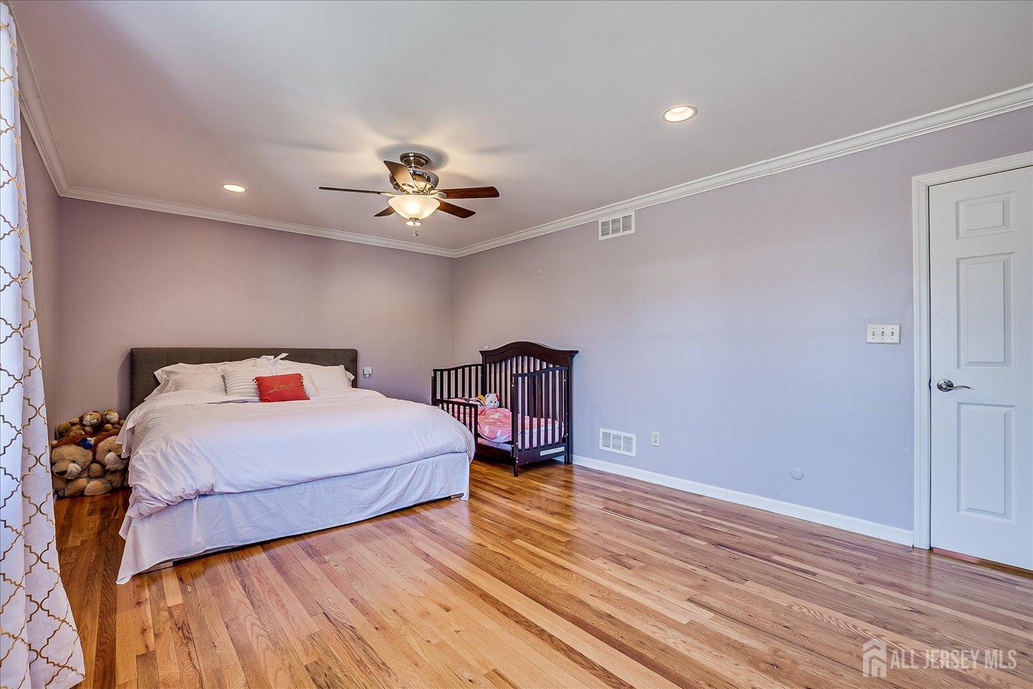 5 Patricia Avenue Edison, NJ 08837 - Photo 22 of 35