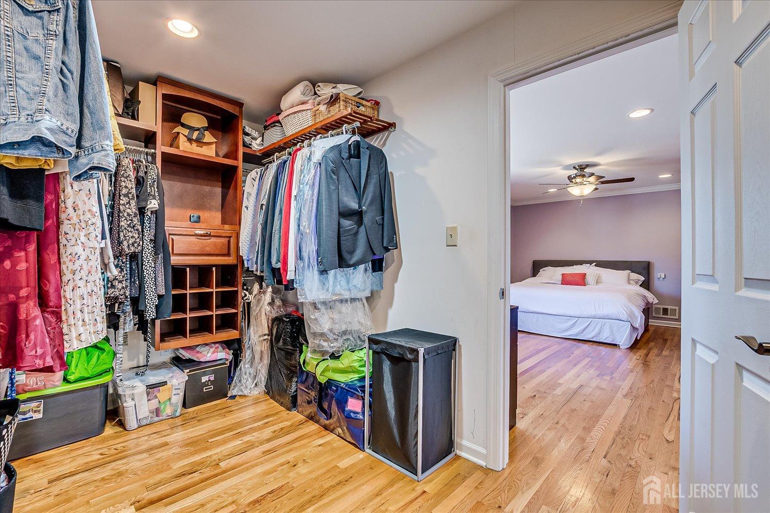 5 Patricia Avenue Edison, NJ 08837 - Photo 23 of 35