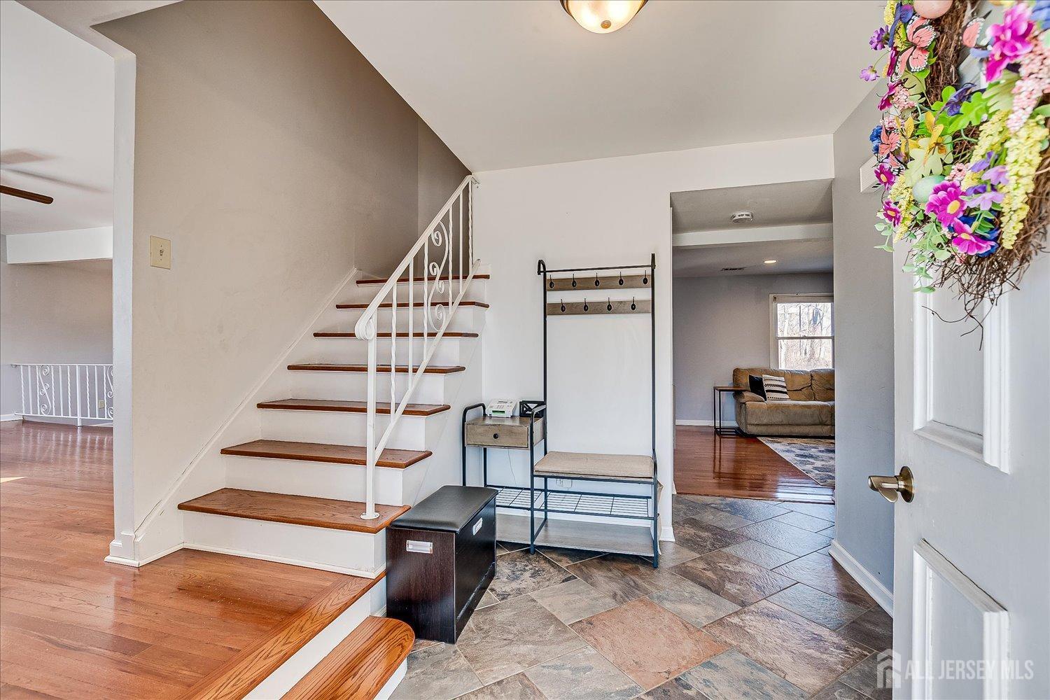 5 Patricia Avenue Edison, NJ 08837 - Photo 7 of 35