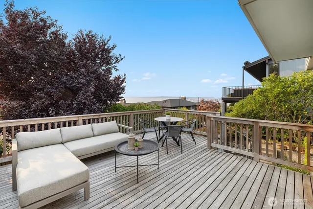 $1,849,000 | 6703 36th Avenue Northwest, Seattle, WA 98117