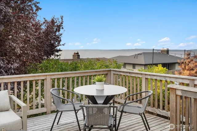 $1,849,000 | 6703 36th Avenue Northwest, Seattle, WA 98117