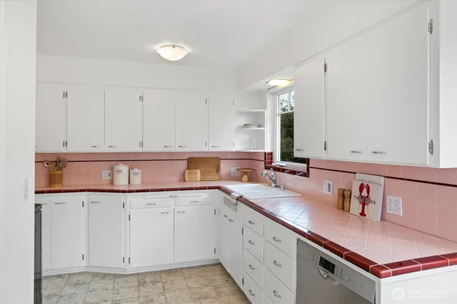 $1,849,000 | 6703 36th Avenue Northwest, Seattle, WA 98117