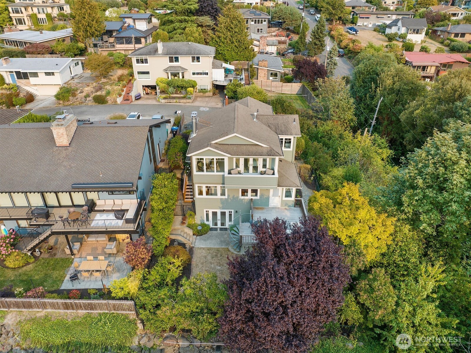 6703 36th Avenue Northwest Seattle, WA 98117 - Photo 40 of 40 view of building