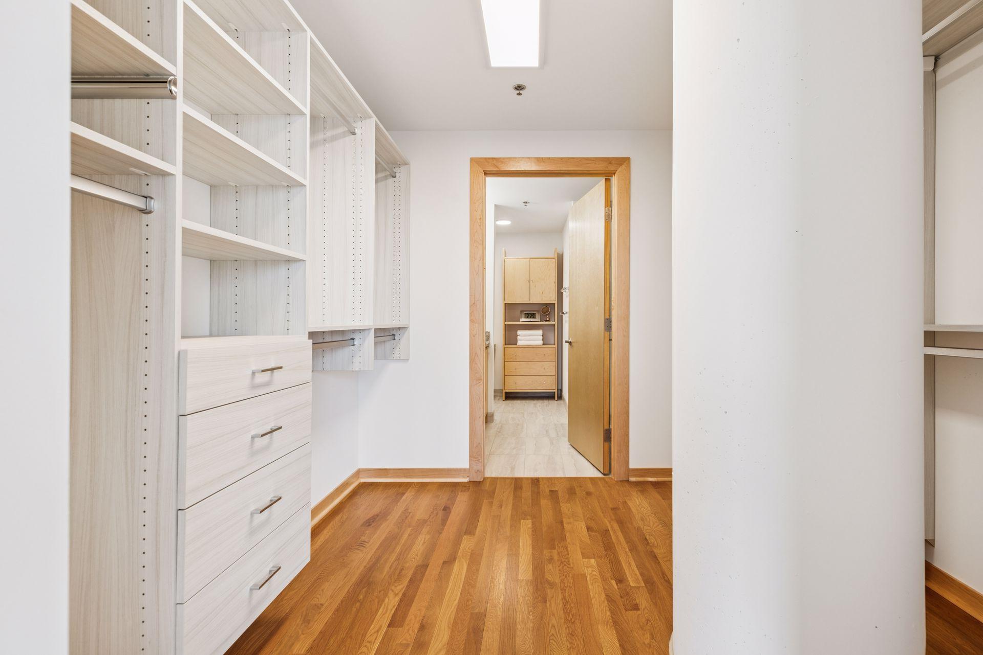 1240 South 2nd Street, Unit 1004 Minneapolis, MN 55415 - Photo 13 of 75