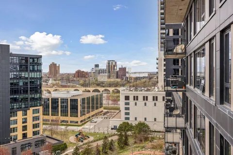 $640,000 | 1240 South 2nd Street, Unit 1004, Minneapolis, MN 55415