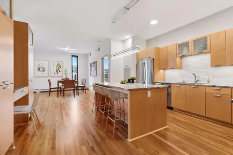 $640,000 | 1240 South 2nd Street, Unit 1004, Minneapolis, MN 55415