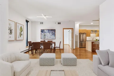 $640,000 | 1240 South 2nd Street, Unit 1004, Minneapolis, MN 55415