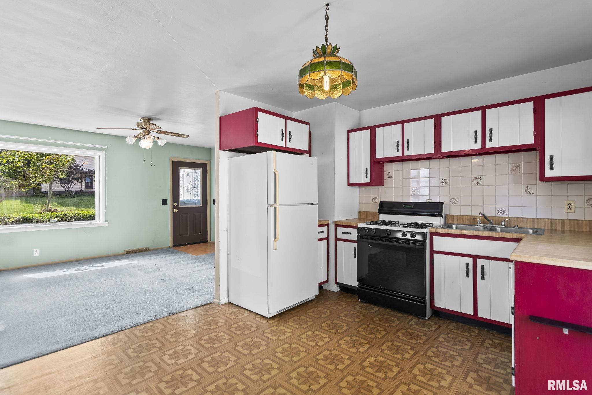 1008 North Bruns Lane Springfield, IL 62702 - Photo 11 of 29 Gallery Image 11