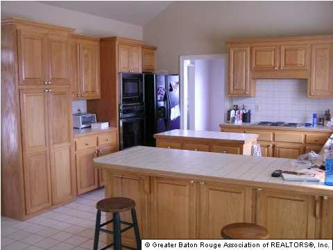 223 Plantation Ridge Avenue Baton Rouge, LA 70810 - Photo 3 of 5 Gallery Image 3