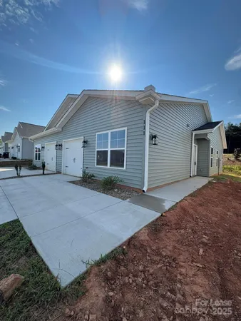 $1,795 | 111 Brawley Villas Place, Mooresville, NC 28117