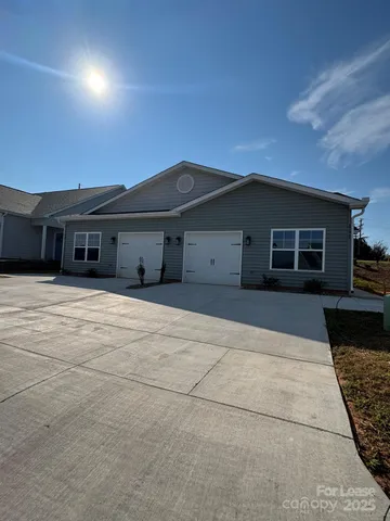 $1,795 | 111 Brawley Villas Place, Mooresville, NC 28117