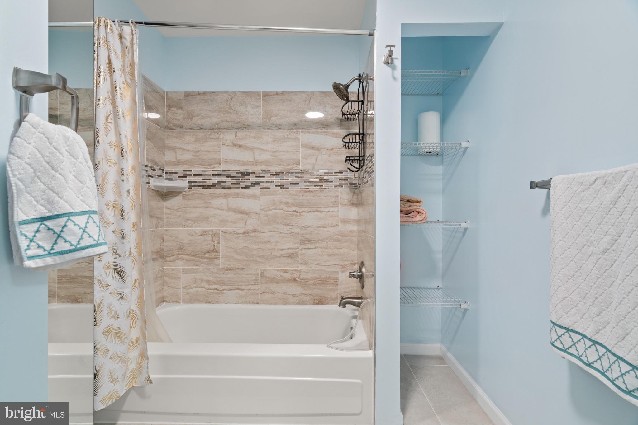 8112 Colony Point Road, Unit 230 Springfield, VA 22152 - Photo 15 of 23 Gallery Image 15