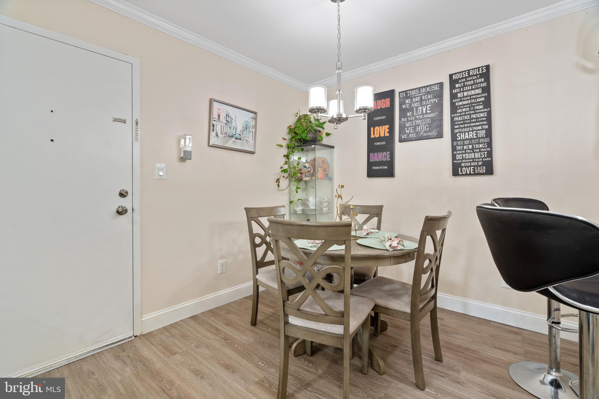 8112 Colony Point Road, Unit 230 Springfield, VA 22152 - Photo 3 of 23 Gallery Image 3