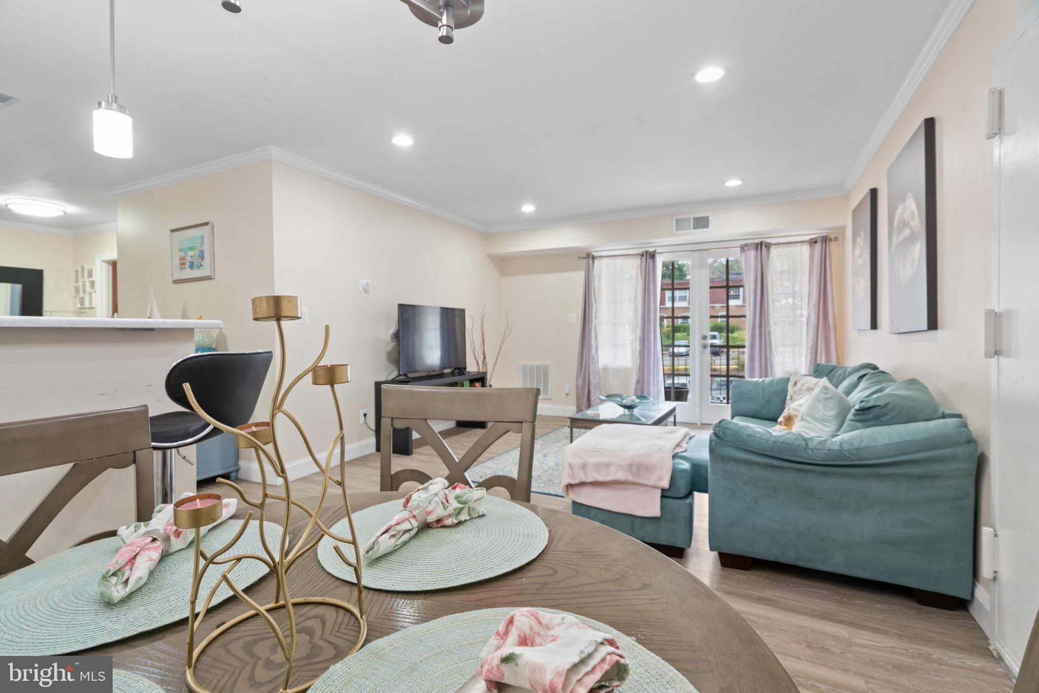 8112 Colony Point Road, Unit 230 Springfield, VA 22152 - Photo 5 of 23 Gallery Image 5