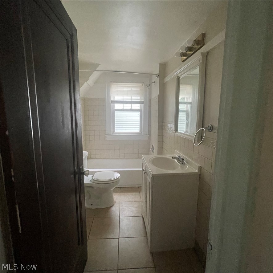 3337 Sylvanhurst Road Cleveland Heights, OH 44112 - Photo 13 of 13 Main Bathroom