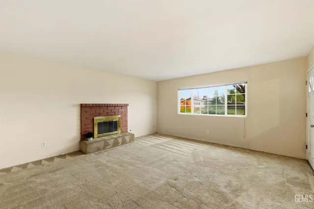 $315,000 | Undisclosed Address, Bakersfield, CA 93312