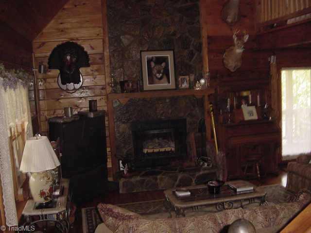 1211 Stevens Road Westfield, NC 27053 - Photo 8 of 9 Other. Greatrm adjoins dining area