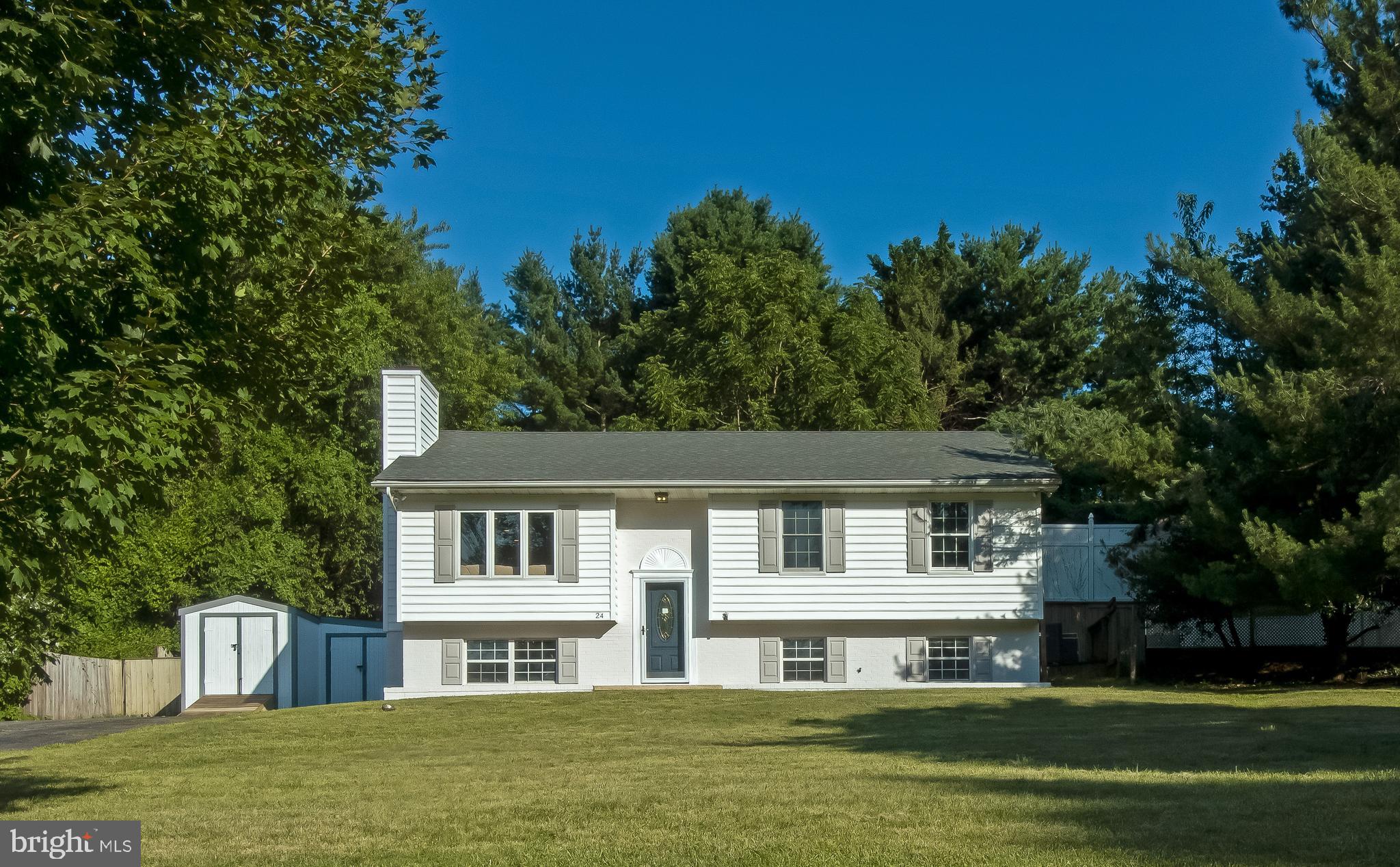 24 Sheridan Road Arnold, MD 21012 - Photo 1 of 75 Gallery Image 1