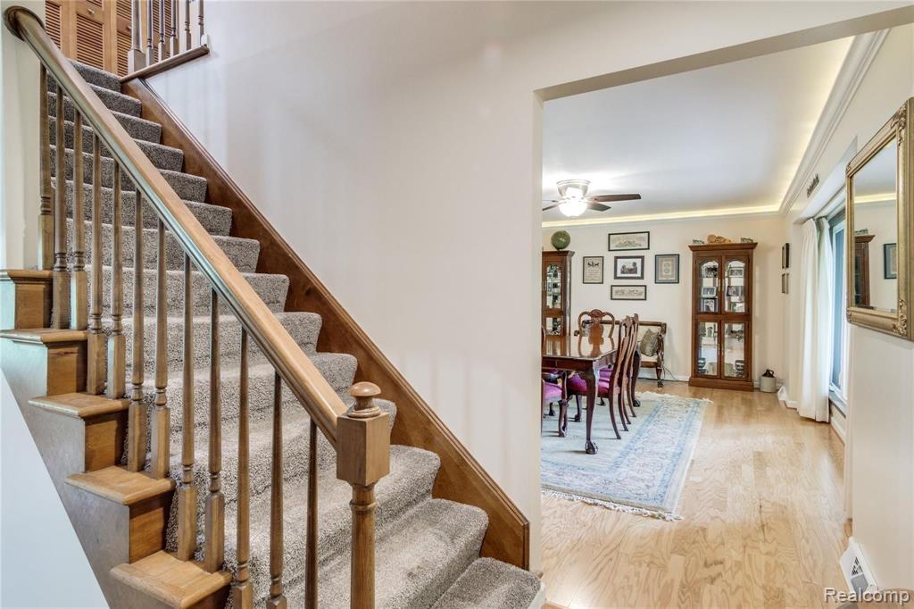 318 Randolph Road Rochester Hills, MI 48309 - Photo 12 of 46