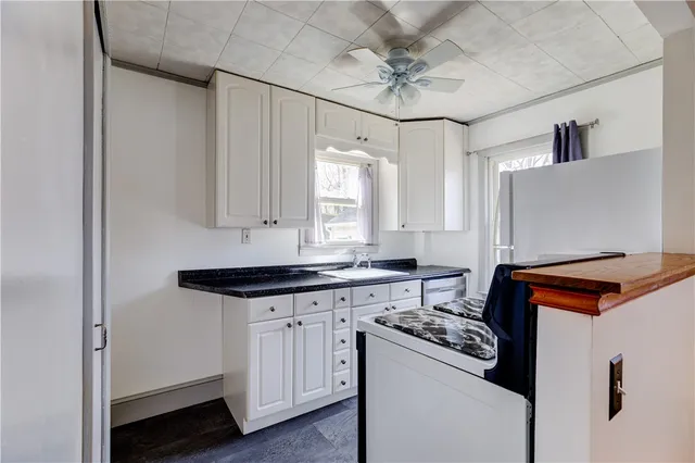 $2,800 | 22 Burdick Avenue, Newport, RI 02840