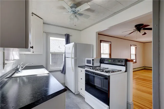 $2,800 | 22 Burdick Avenue, Newport, RI 02840