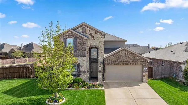 $460,000 | 424 Eureka Court, Burleson, TX 76028
