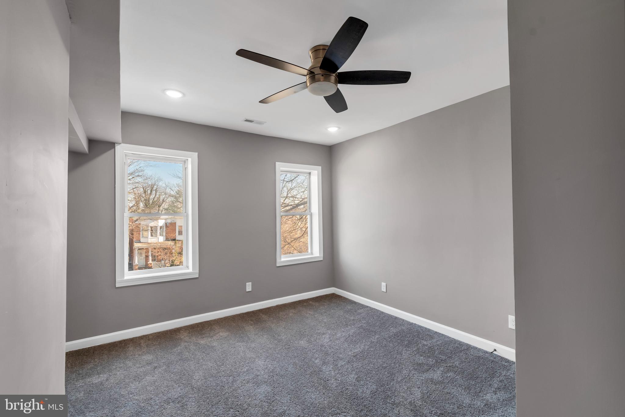 12 South Augusta Avenue Baltimore, MD 21229 - Photo 11 of 38 a view of an empty room with a window