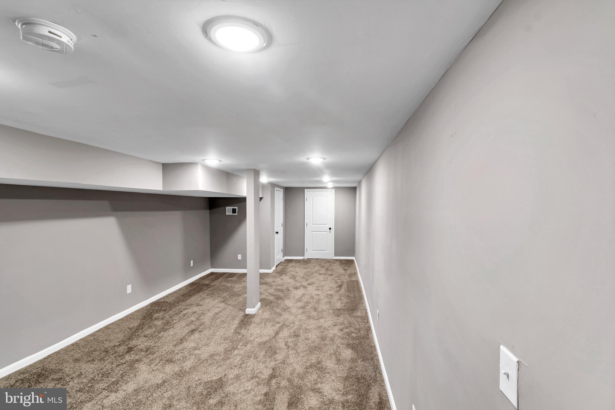 12 South Augusta Avenue Baltimore, MD 21229 - Photo 14 of 38 a view of entryway