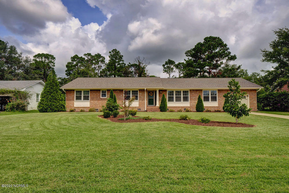 3825 Sweetbriar Road Wilmington, NC 28403 - Photo 1 of 36 001__jka3719_20_21_22_23_24_25