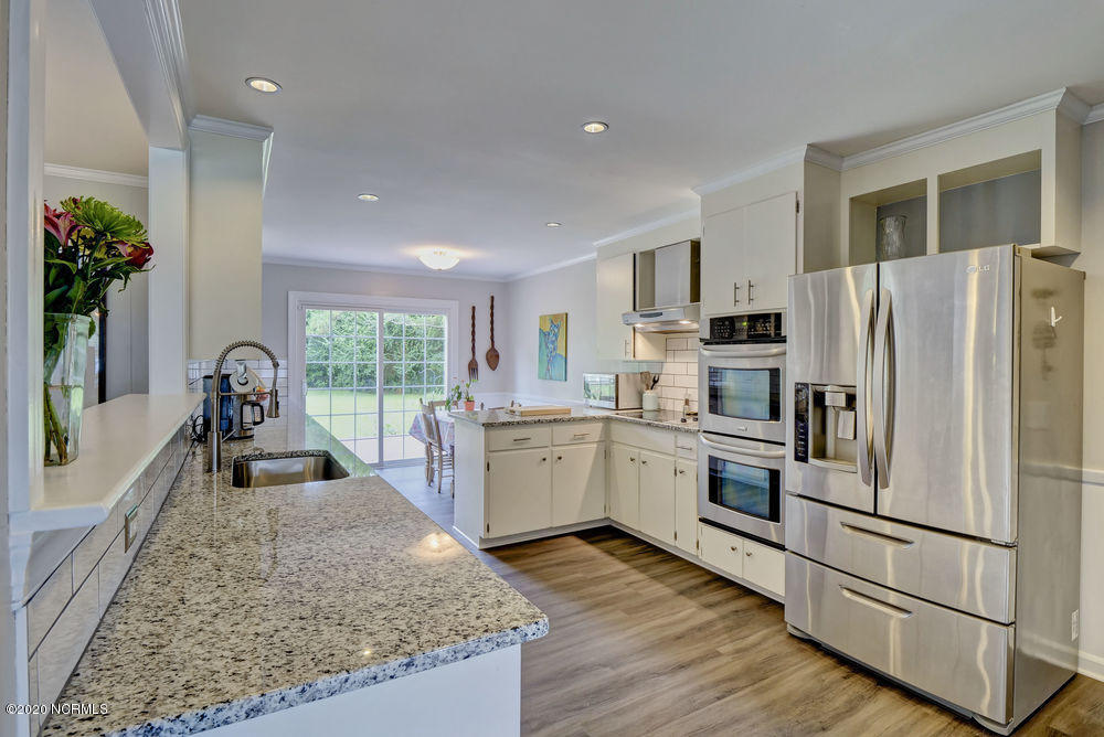 3825 Sweetbriar Road Wilmington, NC 28403 - Photo 13 of 36 013__jka3894_895_896_897_898_899_900