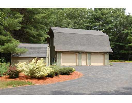 461 Sabbathday Road New Gloucester, ME 04260 - Photo 24 of 25 Parking Lot/Garage.