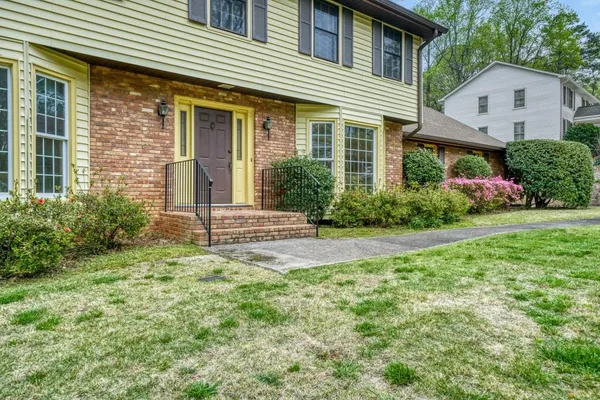 $749,900 | 1240 Hampton Hall Drive Northeast, Brookhaven, GA 30319