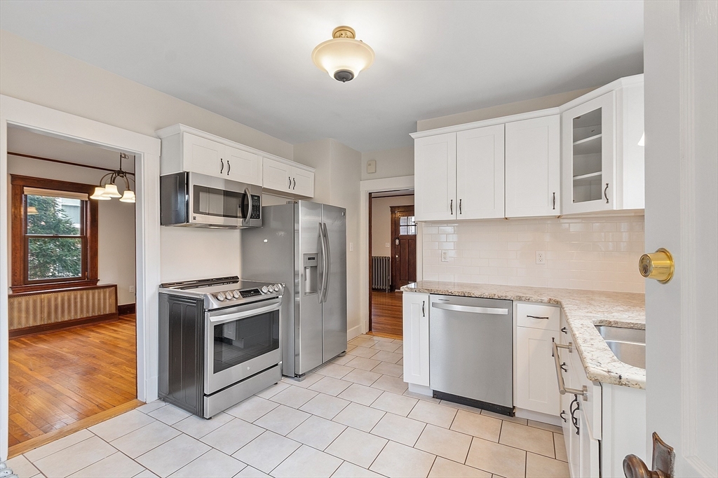 8 Elson Road Waltham, MA 02451 - Photo 14 of 36 Gallery Image 14