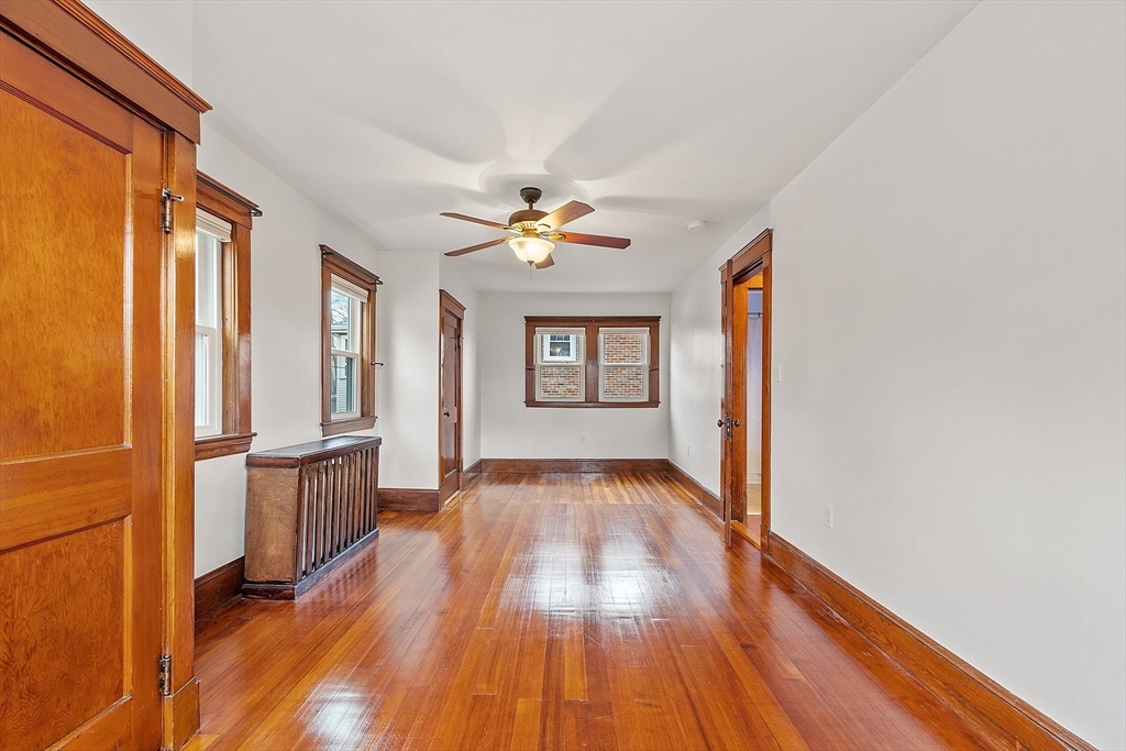 8 Elson Road Waltham, MA 02451 - Photo 18 of 36 Gallery Image 18