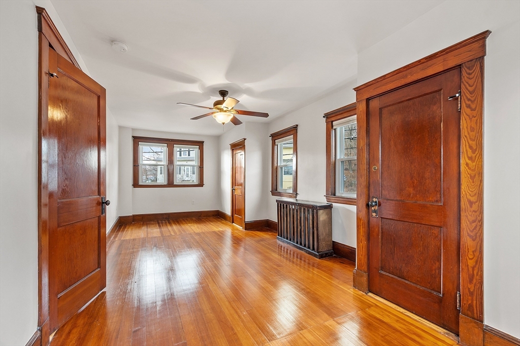 8 Elson Road Waltham, MA 02451 - Photo 19 of 36 Gallery Image 19