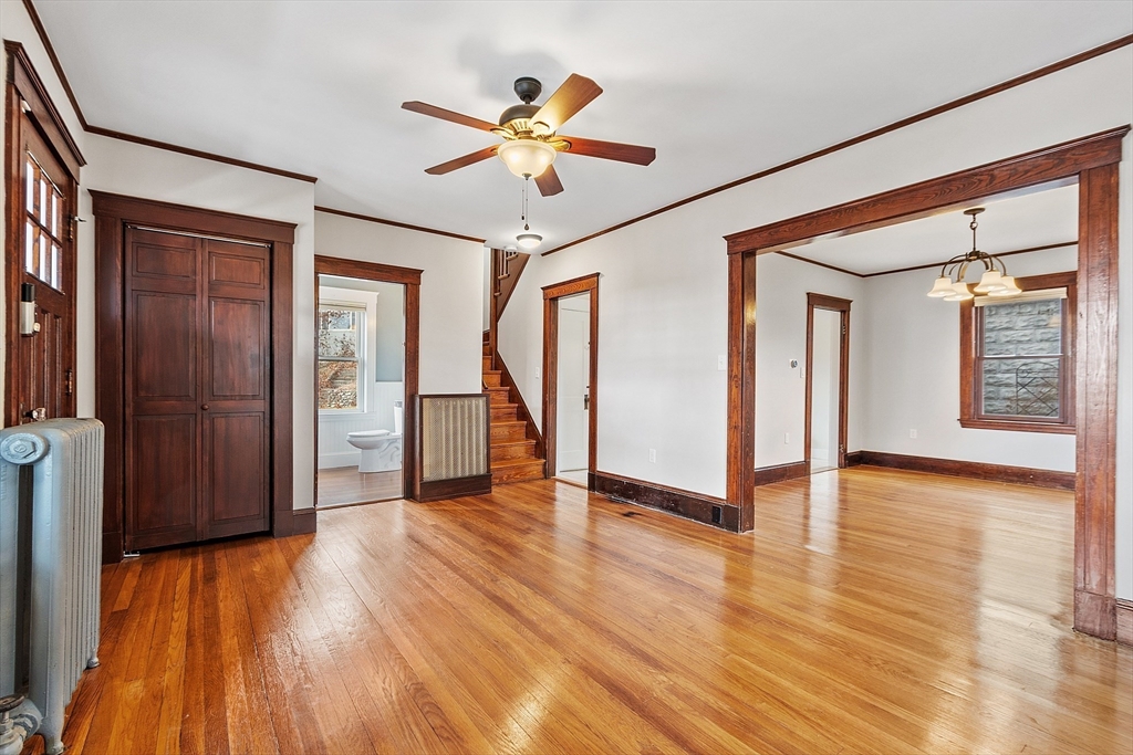 8 Elson Road Waltham, MA 02451 - Photo 3 of 36 Gallery Image 3