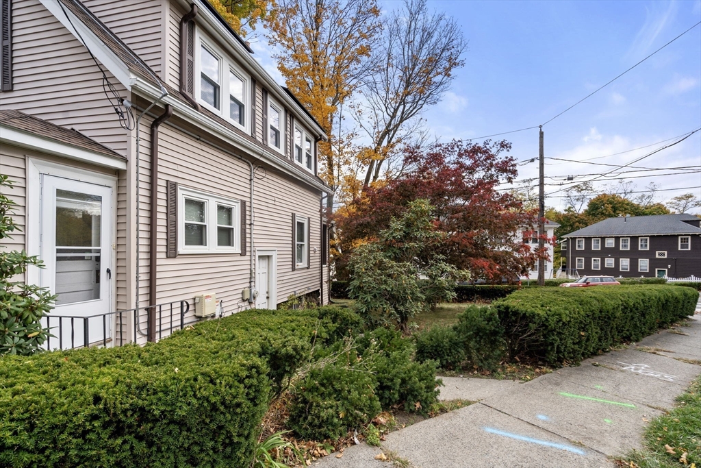 8 Elson Road Waltham, MA 02451 - Photo 31 of 36 Gallery Image 31